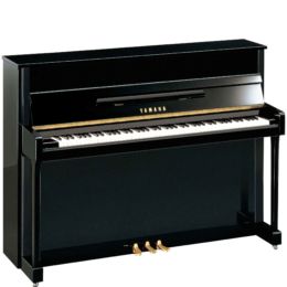 YAMAHA b2 Klavier