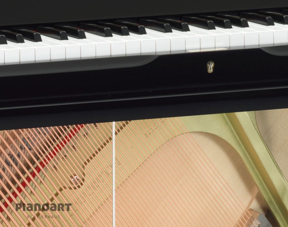 Yamaha U1 Klaviatur