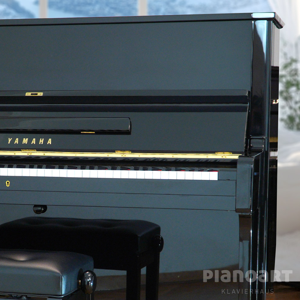 Gebraucht Klavier Yamaha U1 Detailansicht