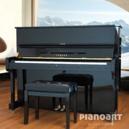 Yamaha U1 Klavier Gebraucht in Schwarz