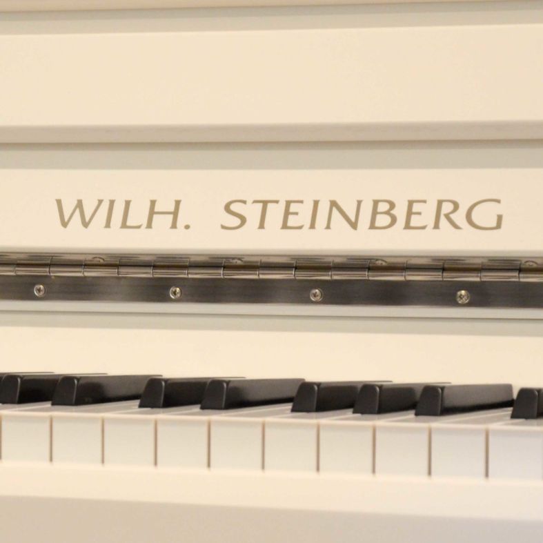 Wilh Steinberg P118 Klavier WEISS Chrom