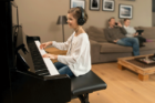 Yamaha Silent Klavier mit Familie
