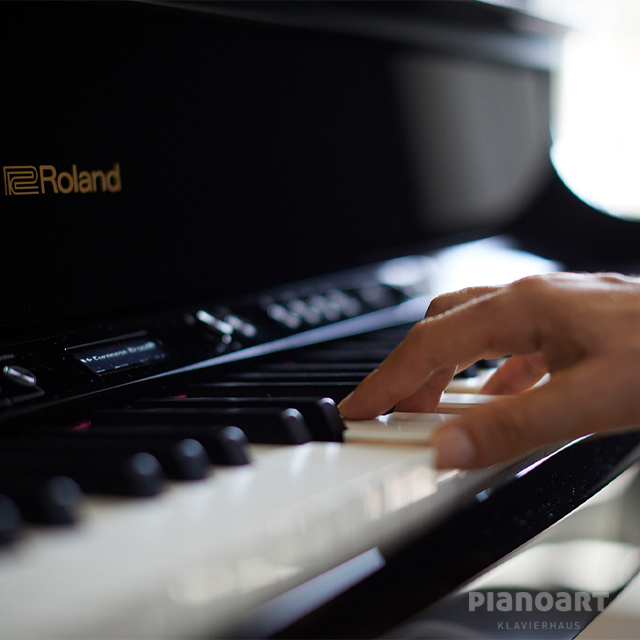 Roland-LX-708-PE-11