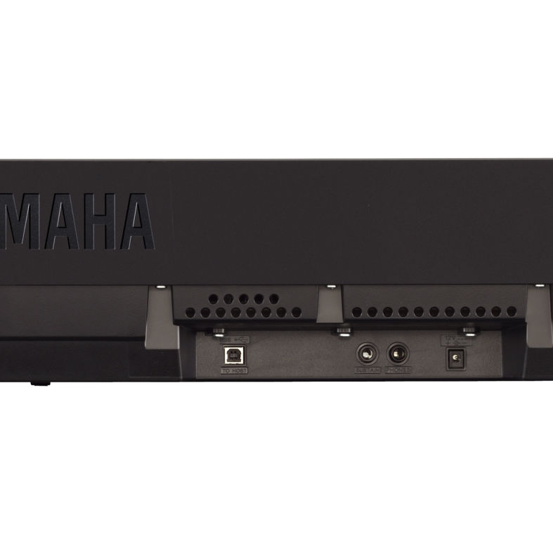 Yamaha-P-45-B-E-Piano-02