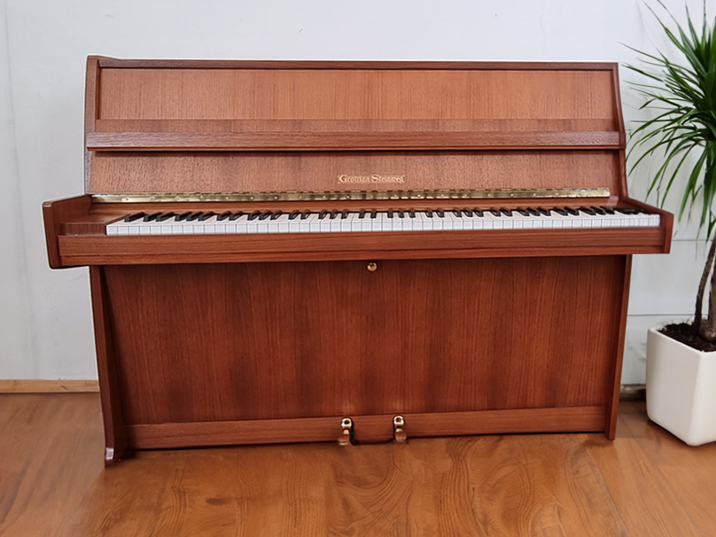 Grotrian-Steinweg Mod. 104 Premium-Gebraucht-Klavier