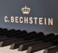 C. Bechstein Flügel A 190 Krone mit Logoeinprägung Front