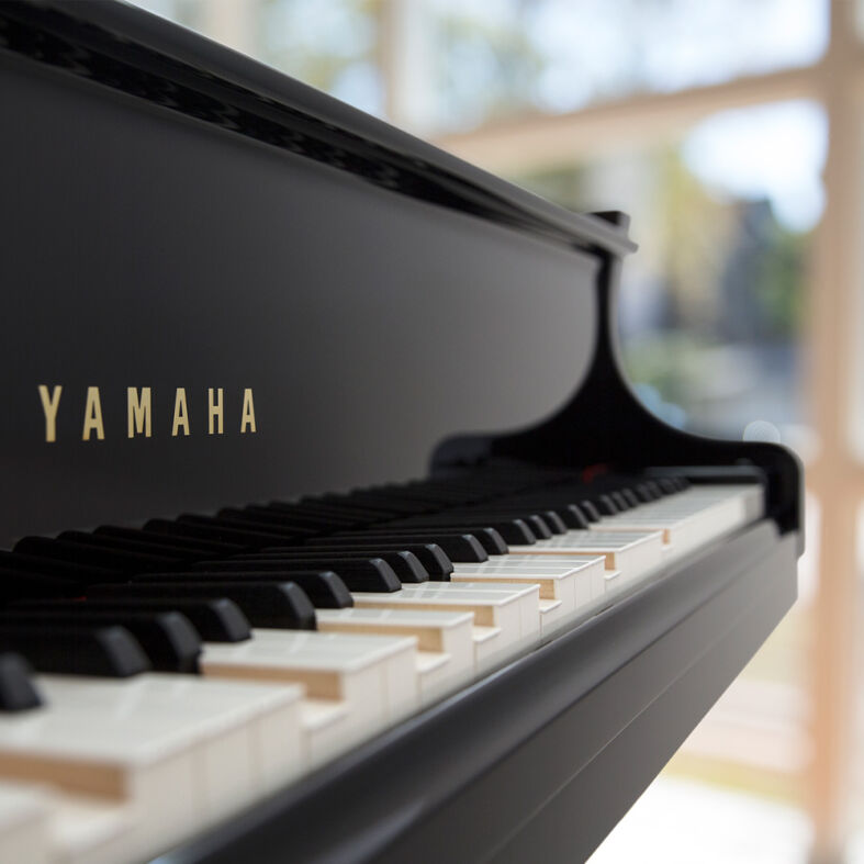Yamaha Disklavier Enspire mit selbstspielenden Tasten