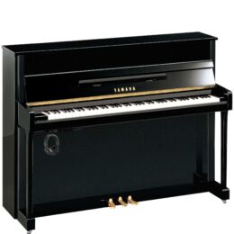 Yamaha B2 TC3 PE in Schwarz Hochglanz