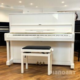 YAMAHA U1 Weiß