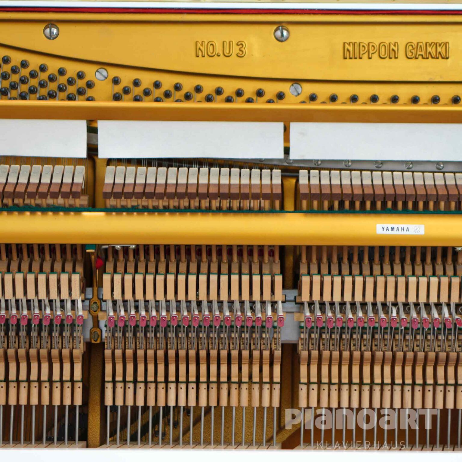 gebrauchtes-klavier-yamaha-u3-offen
