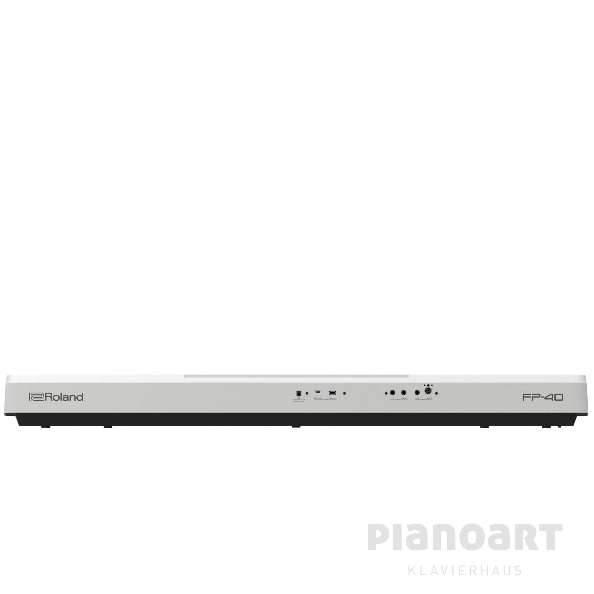 Wie sieht ein Roland FP-40 E-Piano von hinten aus?