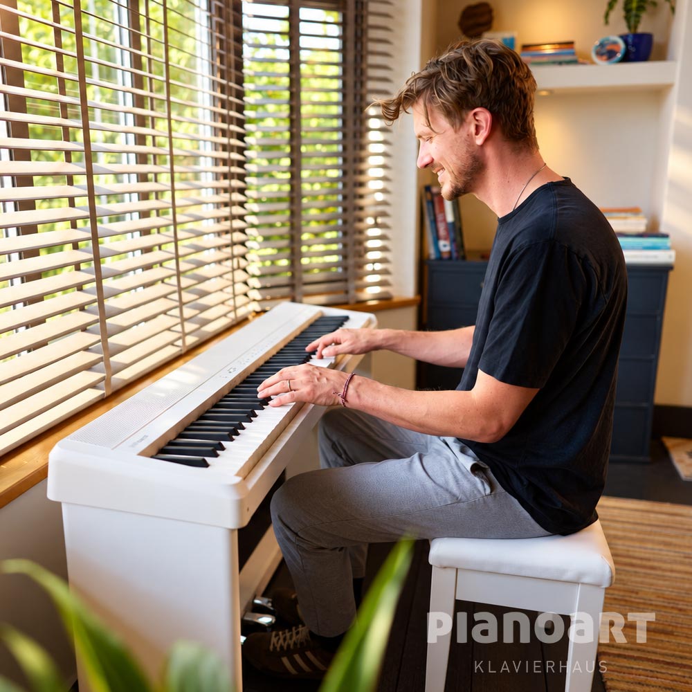 E-Piano Roland FP-40 WH in Weiß mit Ständer und Pedale